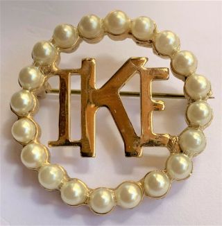 Vintage Ike Brooch Pin Gold Tone Encircled With Faux Pearls C.  1950 