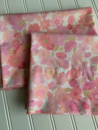 Vintage Wamsutta Ultracale Pink Floral Pillowcases Pair Standard Size