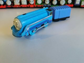 Thomas And Friends Motorised Trackmaster Shooting Star Gordon With Boxcar