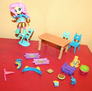 My Little Pony Equestria Girls Minis Fluttershy Pep Rally School Cafeteria Doll