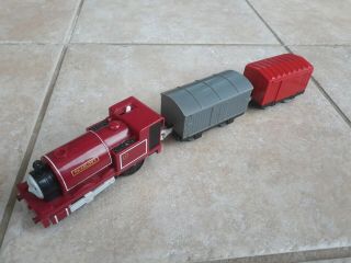 Thomas Trackmaster Scarloey Train With Matching Carriages.  Battery Operated