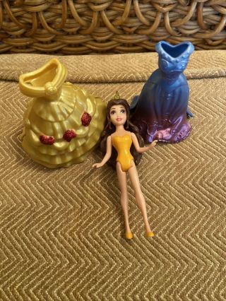 Disney Princess Belle Magiclip Magic Clip Doll & 2 Dresses Beauty & The Beast