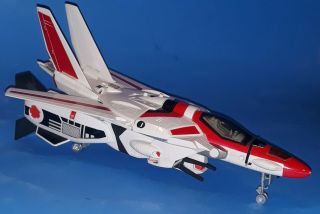 1985 Bandai Jetfire Plane Jet G1 Transformers Robot - Missing 1 Arm -
