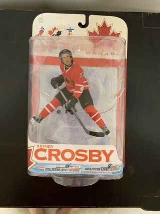 2010 Sidney Crosby Mcfarlane Team Canada Red Jersey Figure