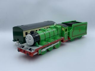 Tomy Trackmaster Plarail Classic Henry With Green Express Coach
