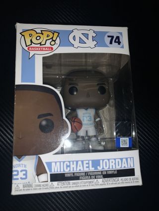 Funko Pop Michael Jordan University North Carolina Away 74 Damage Box