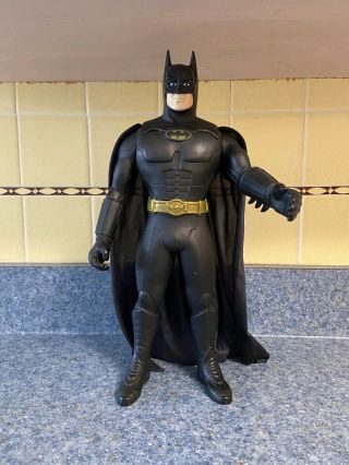 1992 Dc Comics Batman 14 " Tall Action Figure W/ Cloth Cape