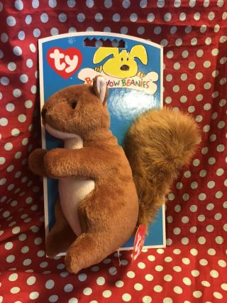 Ty Bow Wow Beanies Nuts The Squirrel (6 Inch) Crinkle/squeak Toy