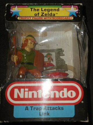 A Trap Attacks Link - Nintendo The Legend Of Zelda Trophy Figure Complete