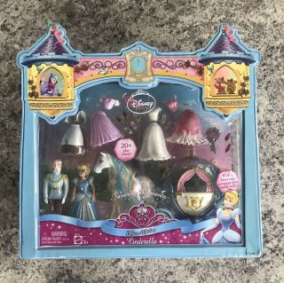 Disney Princess Cinderella Favorite Moments Deluxe Gift Set Mattel Dress Up Doll
