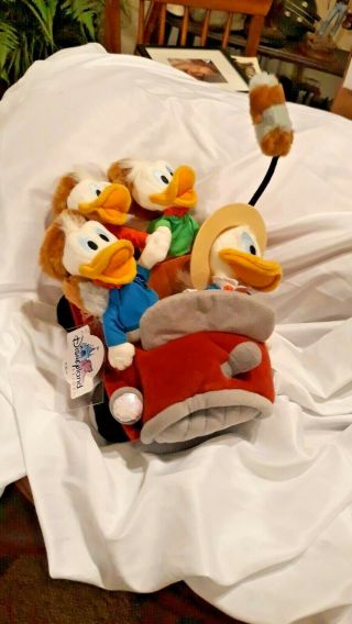 Disneyland Official Disneyana Convention 2001 Donald Duck Nephews In Car Plush