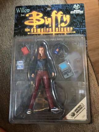 Moore Action Collectibles Willow Action Figure From Buffy The Vampire Slayer