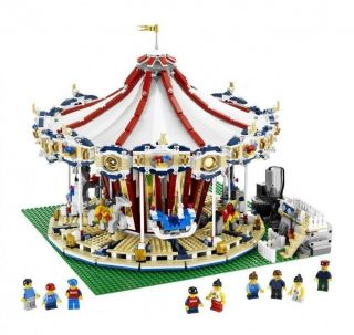 Lego Creator 10196 Grand Carousel With Extra Gold Canvas.  100.  Sound & Movement