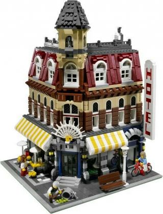 Lego Creator - Modular Buildings - Café Corner - 10182 - Rare - Incomplete