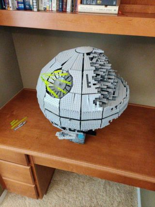 Rare - - Lego Star Wars Death Star Ii (10143)
