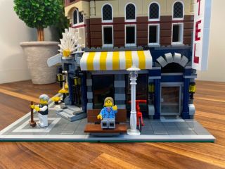 LEGO Corner Café 10182 Hotel Modular Building Set Complete,  No Box 5