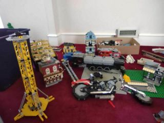Lego Café Corner 10182 Lego 10190 Modular Buildings Lego City Crane