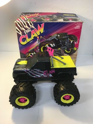 Vintage The Claw Monster Truck 1991 Kenner,