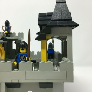 LEGO Castle: Black Falcon ' s Fortress - 100 Complete,  Instructions 10039 6
