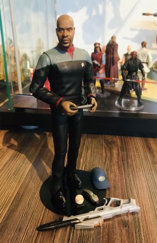 Diamond Select Star Trek Captain Benjamin Sisko Ds9 6inch Figure 1/12 Scale Dst