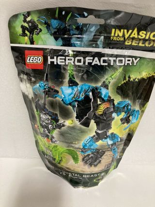 Lego 44026 Hero Factory Invasion From Below Crystal Beast Vs Bulk.