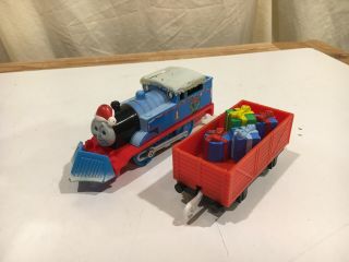 Holiday Snow Clearing Thomas W/ Present Car For Thomas & Friends Trackmaster