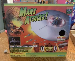 1996 Trendmasters Mars Attacks Martian Flying Saucer
