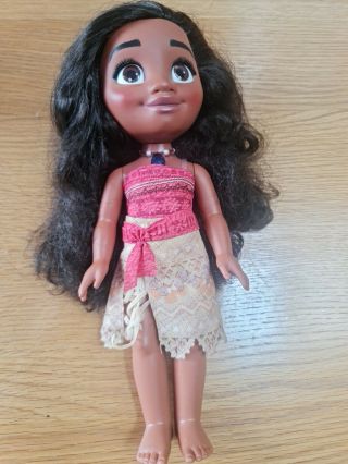 Disney Moana Singing & Talking Doll With Light Up Necklace
