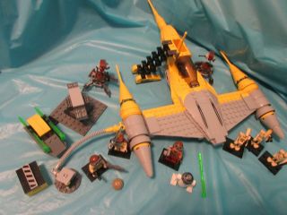 Lego Star Wars Set 75092: Naboo Starfighter - Complete