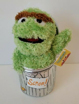 Nwt 9 " Sesame Street Live Plush Oscar The Grouch Stuffed Animal Scram Trash Can
