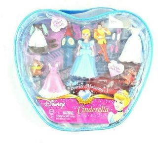 2006 Disney Princess Cinderella Favorite Moments Doll Playset Zip Up Case