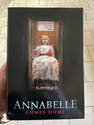 Neca Annabelle Comes Home The Conjuring Universe 7” Ultimate Figure In Hand