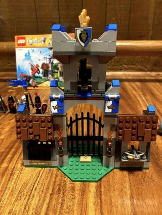 Lego Castle The Gatehouse Raid 100 Complete No Box But Includes Minifigures