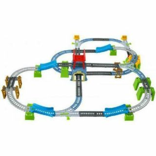 Thomas & Friends Trackmaster Percy 6 - In - 1 Motorized Engine Set Track Railway Toy