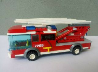 Lego City Fire Engine Truck - Set 7208 - Incomplete