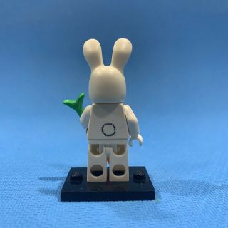 LEGO Minifigure Series 7 - Bunny Suit Guy - 8831 - Minifig 2