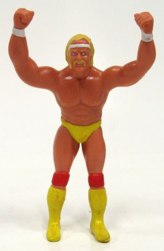 Vintage Titan Sports Ljn Wwf Bendies 4.  5 " Hulk Hogan 1985 No Bootlace Variant