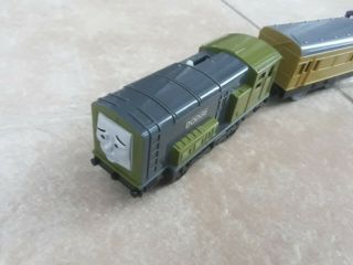 Thomas Trackmaster Dodge & Splatter with sharing carriage,  RARE battery operated 2
