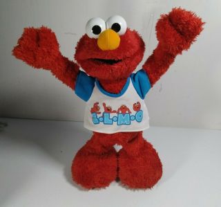 Elmo Singing And Dancing E - L - M - O Mattel Sesame Street Vintage 2003