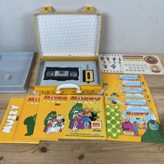 MUZZY BBC Spanish VHS Language Course Books,  Stickers,  And Rare Case 2