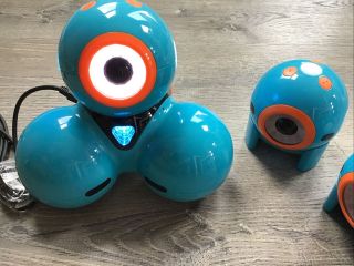 Wonder Workshop WP04 Dash and Dot Robot Wonder Pack 6 Years & Up With Extra Dot 2