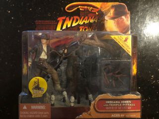 2008 Temple Pitfall Indiana Jones 3 3/4 Action Figures Playset By Hasbro Mib