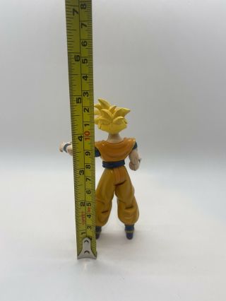 Dragon Ball Z Saiyan Goku 5” Figure Jakks Pacific Yellow Hair 2004 3