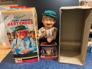 Vintage 1962 Charlie Weaver Bartender,  Fully Functional,  With Box