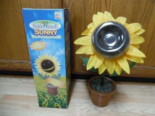 1997 Vintage Gemmy Hidden Nature Sunny Singing Sunflower Box Instructions Guard