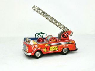 Vintage Marx Tin Battery Operated Fire Engine 6 Inch Long