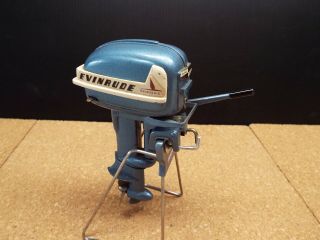 1954 K&O Evinrude Aquasonic / Big Twin 25hp Toy Outboard Motor 3