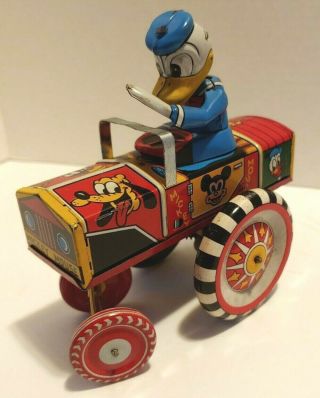 Marx Tin Lithographed Wind Up Donald Duck Dipsy Car