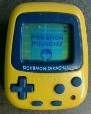 Pokémon Tamagotchi Pikachu 1998 Nintendo Virtual Pet
