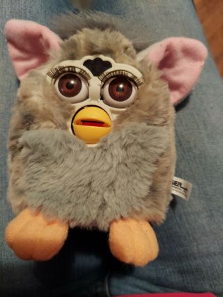 Vintage 1998 Furby 70 - 800 Grey With Brown Eyes - Instructions